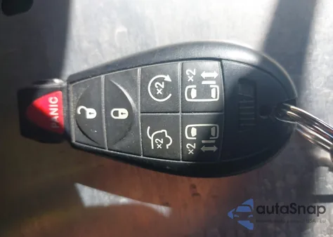 2019 Dodge Grand Caravan Sxt z USA, uszkodzony, nr VIN 2C4RDGCG1KR796361